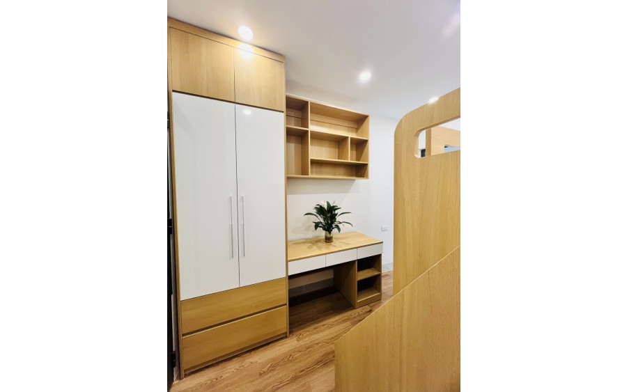 Cho thuê nhà nguyên căn trong Ngõ Khâm Thiên, Đống Đa 4tầng, 2 ngủ - Giá 16 triệu - Full nội thất đẹp như hình